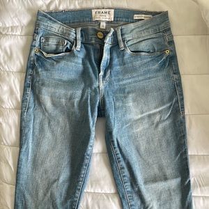 Light Frame Denim Jeans